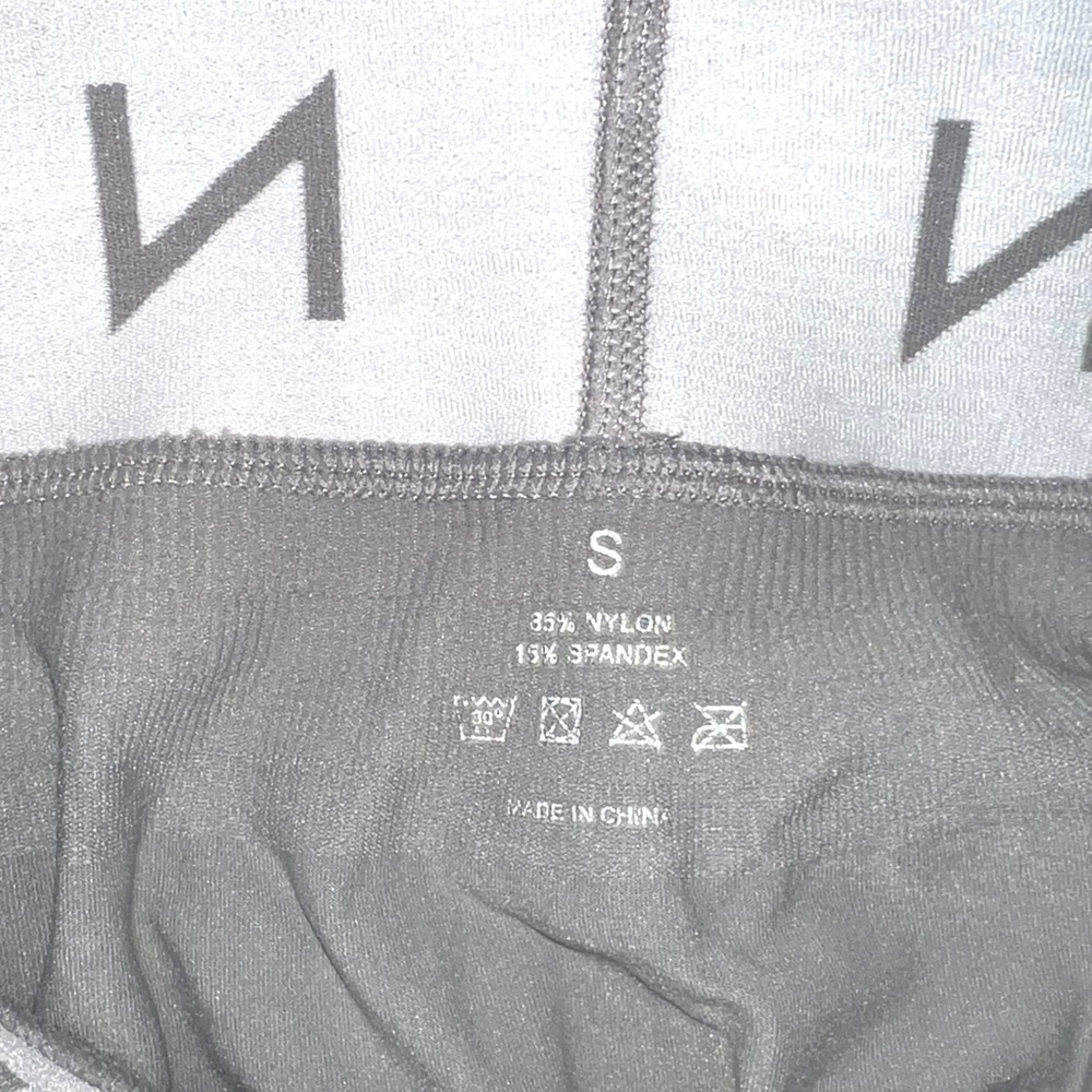 NVGTN Gray Women's Leggings - Picture 4 of 4